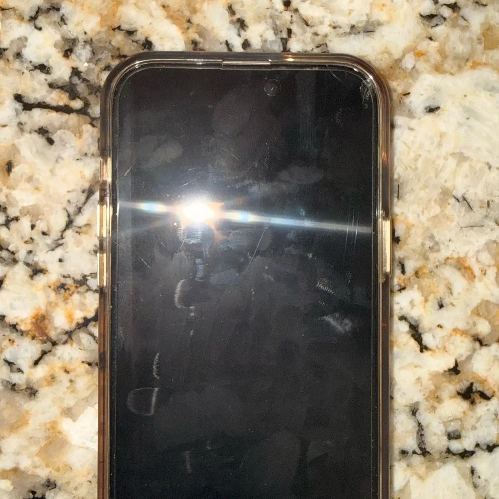 Apple iPhone 15 Plus in Soft Pink